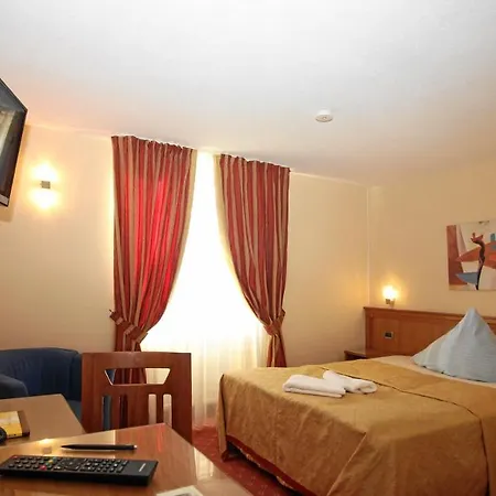 Hotel-Restaurant Axion-3