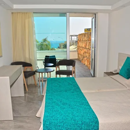 Melini Hotel Suites-2