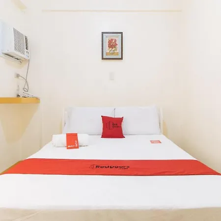 Reddoorz @ Golden Skye Hotel Guagua-2