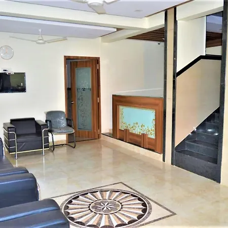 Hotel Visau,Shirdi-3