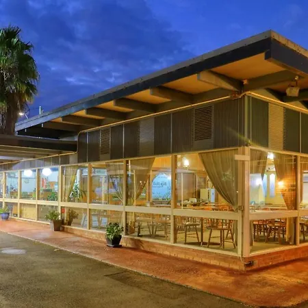 Plainsman Motel-3