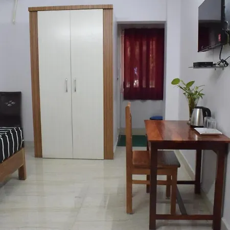 Aashrey Bed And Breakfast-3