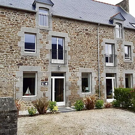 Maison Alfred et Agatha-2