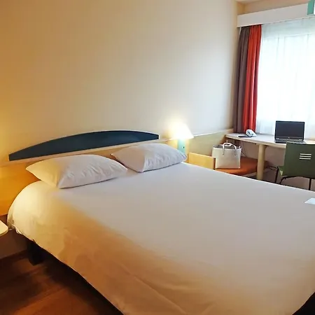 Ibis Koeln Frechen-2