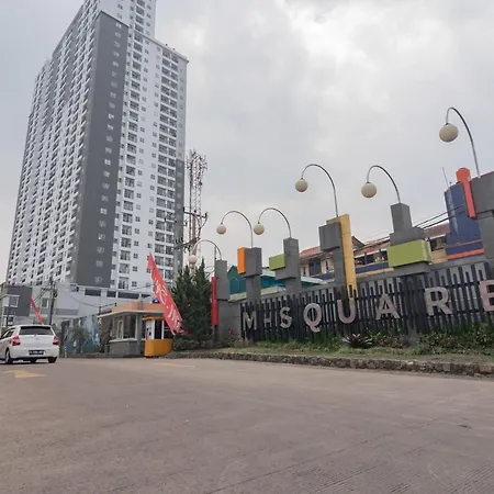RedLiving Apartemen Mekarwangi Square - Management Lobby A-2