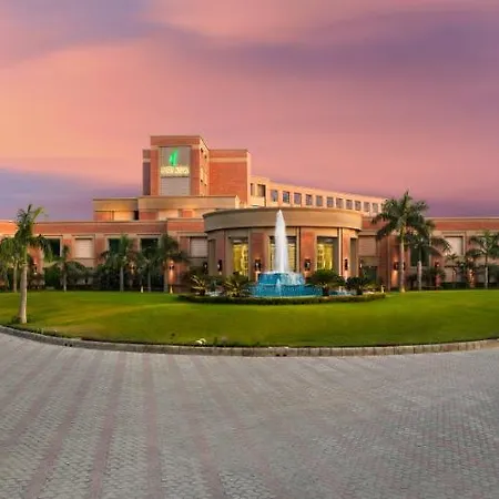 Nirvana Luxury Hotel L Ludhiana-3