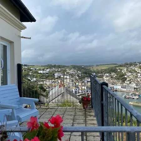 Honeycombe House-3