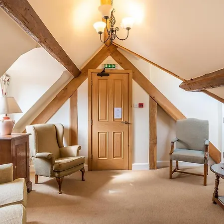 The Town House Ludlow-2