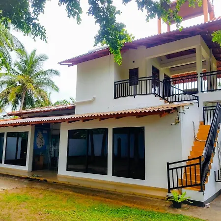 Lake View Cottage-2