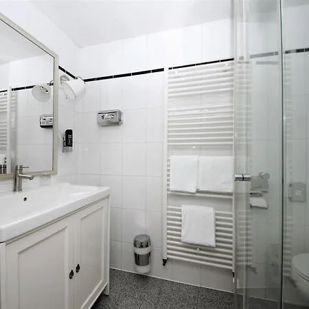 Liebezeit - ehemals Hotel Dillenburg-2