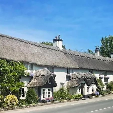 The Hoops Inn & Country Hotel-2