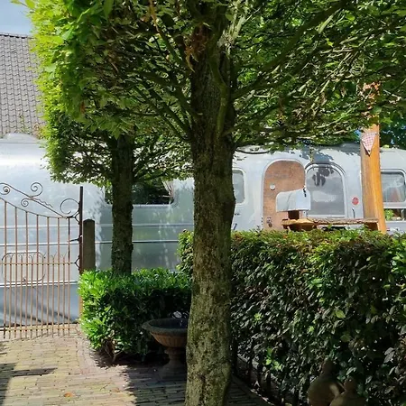 Airstreamnb-3