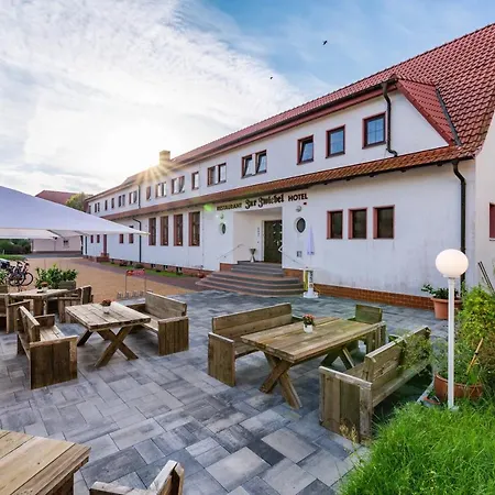 Hotel&Restaurant Zur Zwiebel-3