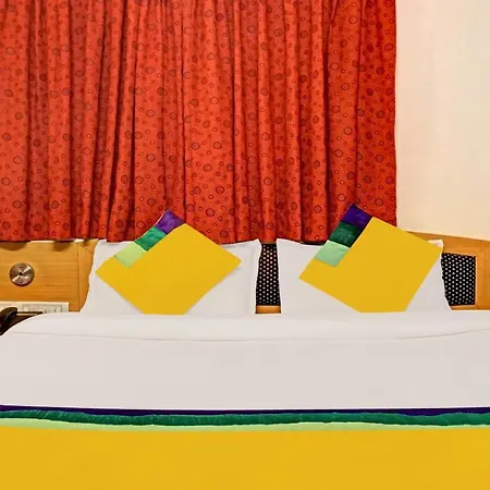 Itsy Hotels Crown Inn-2