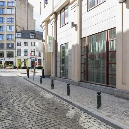 Holiday Inn Express Brussels-Grand-Place By Ihg-2