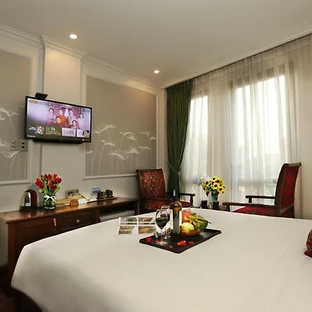 Golden Sail Hotel & Spa-3
