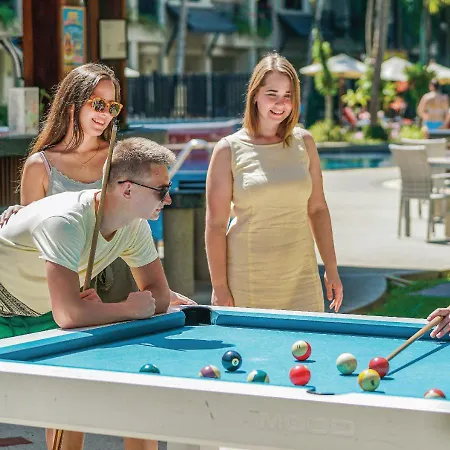 Radisson Resort And Suites Phuket-2