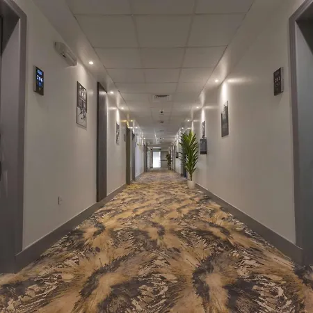 Super 8 Hotel Al Riyadh By Wyndham-2