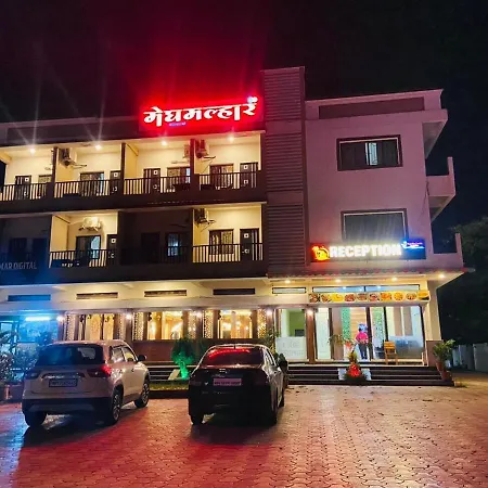 Hotel Meghmalhar Lodging-2
