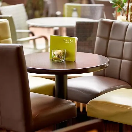 Hotel Café Ernst-3