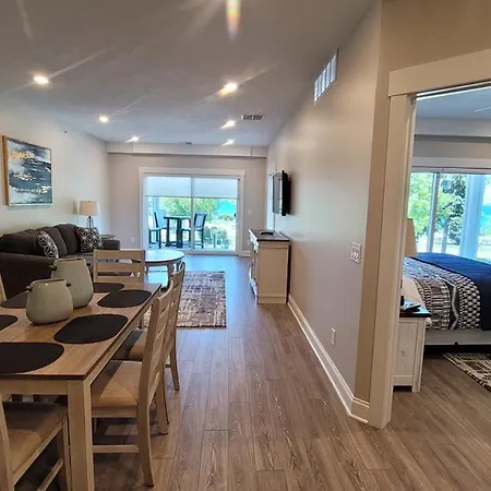 539 Bay Street Traverse City - Luxury Downtown Residences-2