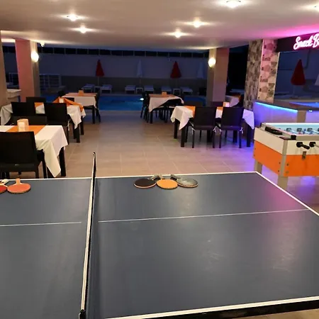 Roxx Royal Hotel-2