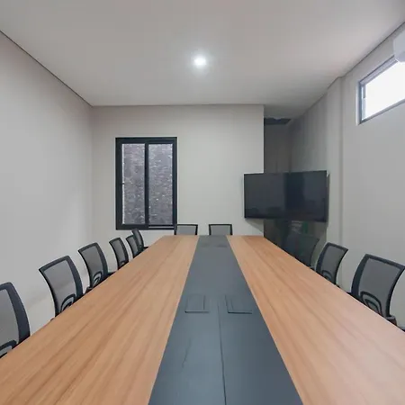 Urbanview Elephant Eleven Residence Buah Batu Bandung By Reddoorz-3