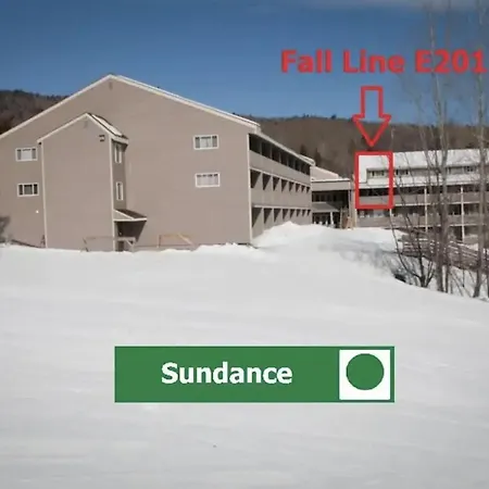 Sunday River Ski In Ski Out Mountain View Condo With Hot Tub Pool And Sauna!-2