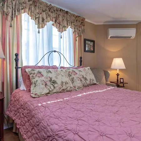 1913 Badin Inn-3