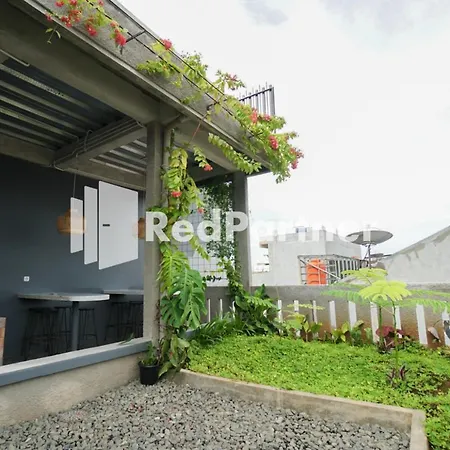 Gelong Guest House Syariah RedPartner-3