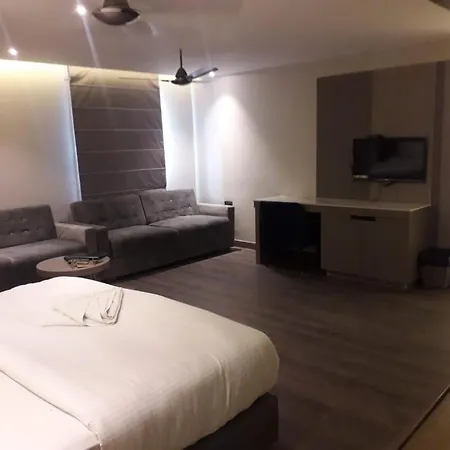 Hotel The Legend-3