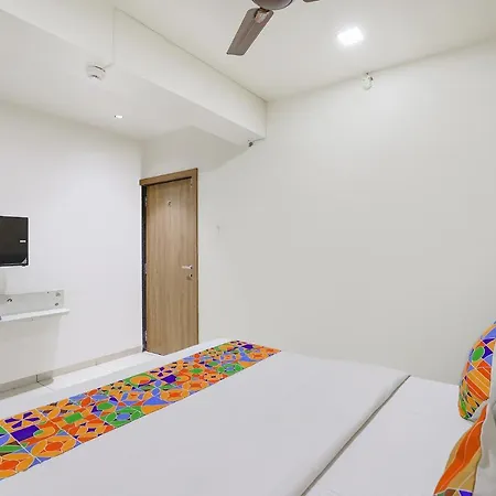 Fabhotel Bharosa Inn-3