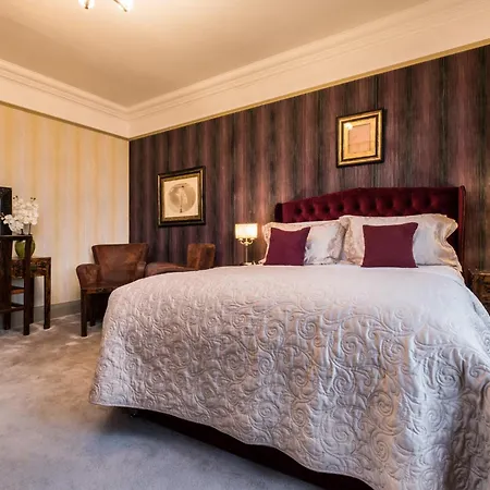 The Howbeck & The Retreat 5Min To Lake, Restaurants & To The Free Hydro Wellness Club-2