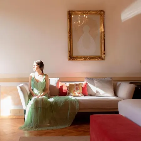 Eight Venezia-2