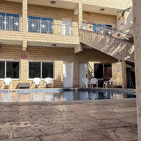 Hotel Maman-2