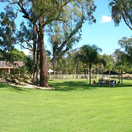 Tocumwal Golf Resort-3