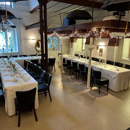 Hotel Restaurant Grüner Baum und Altes Tor-3