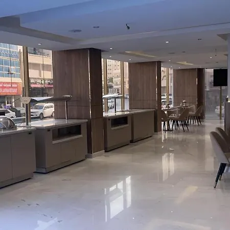 Corp Executive Hotel Doha Suites-3