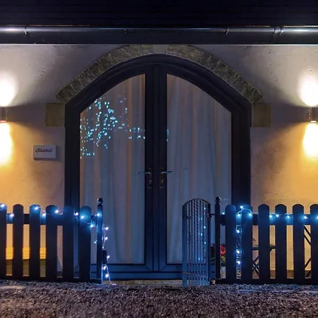 Rossendale Holiday Cottages-2
