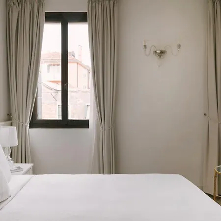 Ih Hotels Venezia Salute Palace (Adults Only)-3