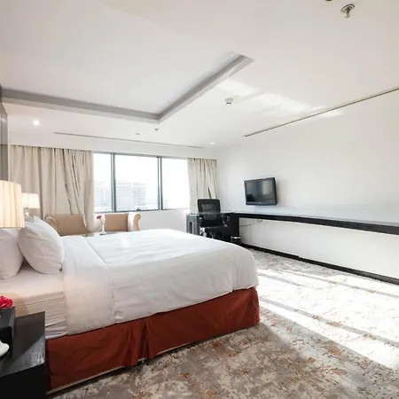 Mira Business Hotel-3