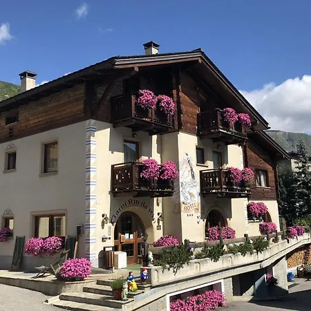 Hotel Garni Rin Da Rin-3