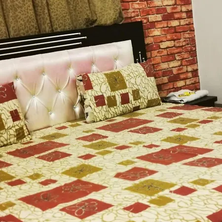 Gulshan Guest House Gulberg Town-2