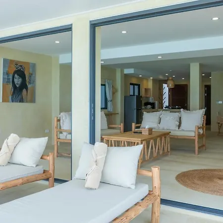 Riviera Beach Hotel-3