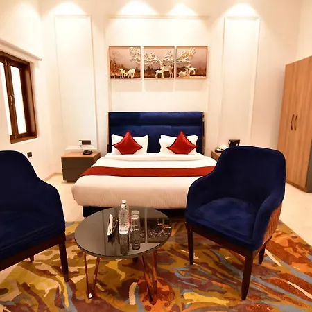 The Kohinoor Palace - A Heritage Hotel-3