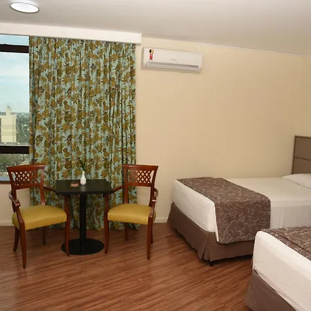 Hotel Golden Park Internacional Foz&Convenções By Nacional Inn-3