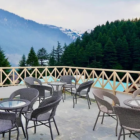 North Deodar Avenue, Manali-3