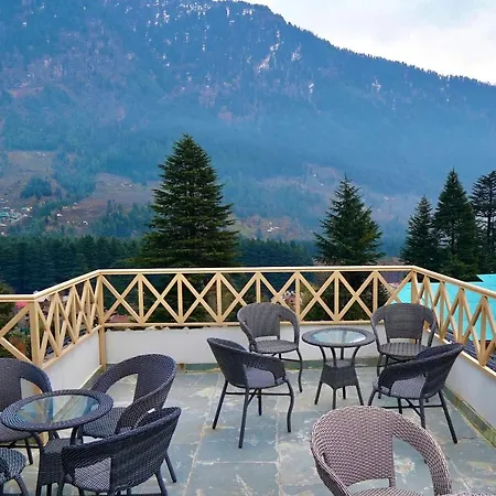 North Deodar Avenue, Manali-2