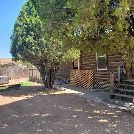 Stampede Cabin 3-3