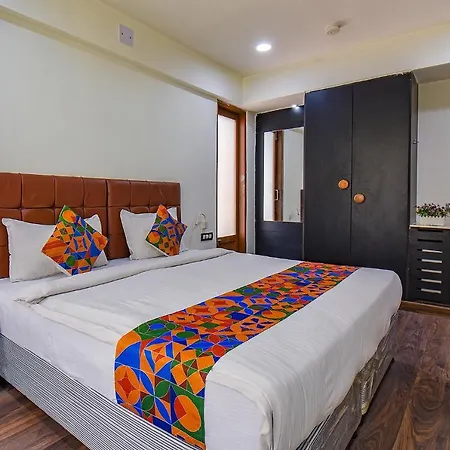 Fabhotel Sr Wakad - Nr Mall Of Millenium-2